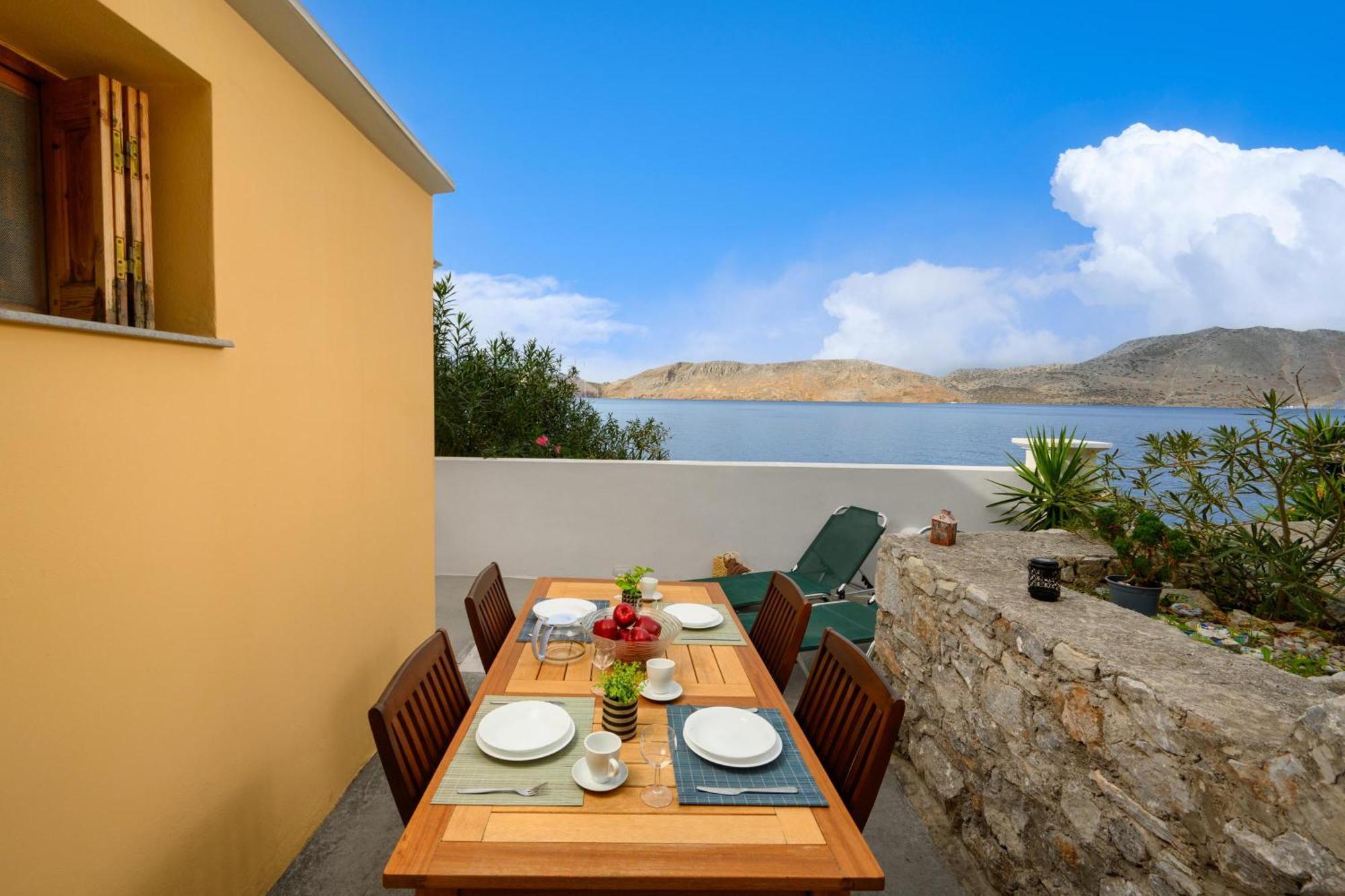 Over The Sea Apartments Symi Extérieur photo