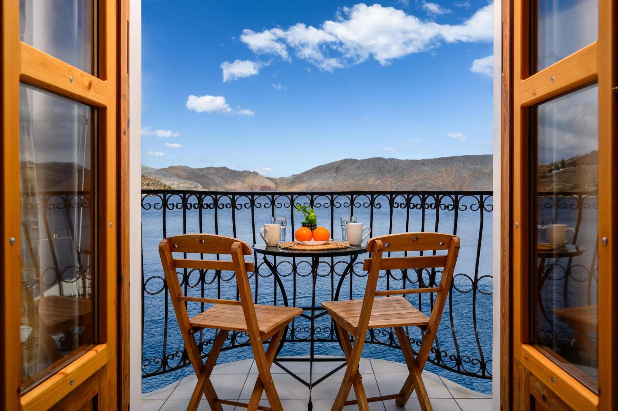 Over The Sea Apartments Symi Extérieur photo
